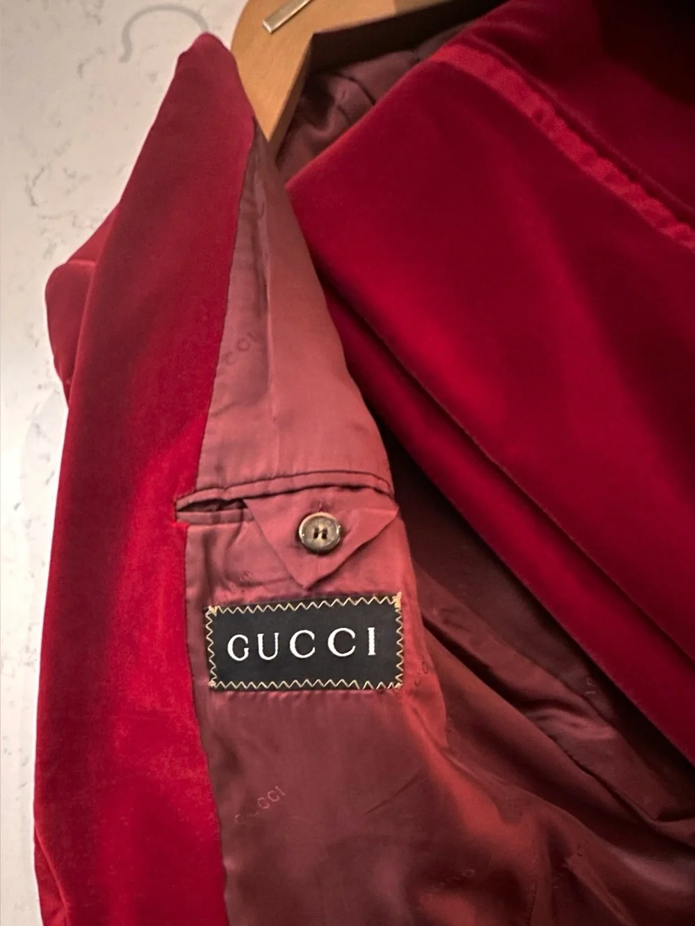 Tom Ford for Gucci iconic men’s red velvet suit.